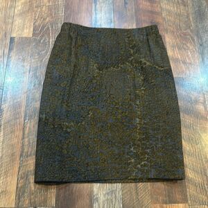 Escada skirt 36 (4200)